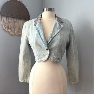 VINTAGE Made In USA Cropped Bleached Denim Floral Print Neck Sz Small